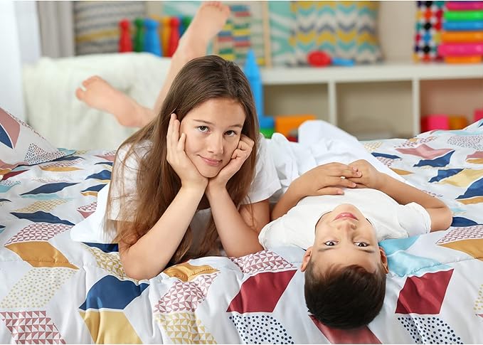 Comfort Spaces Kylar Cozy Comforter Set, Vibrant Chevron Ruching Design with Solid Reverse, All Season Down Alternative Bedding with Matching Sham, Twin/Twin XL (66 in x 90 in), Multi/Aqua 2 Piece - LeafyLoom