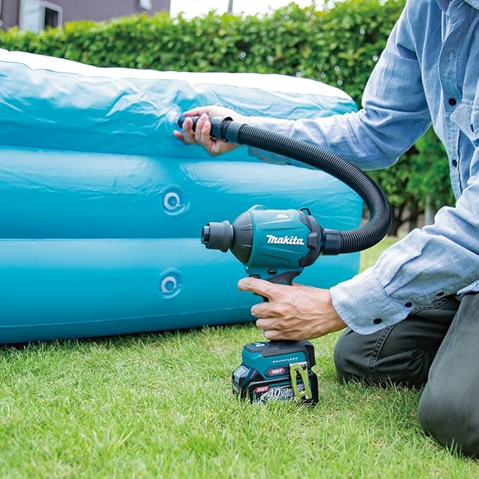 Makita AS001GZ Rechargeable Air Duster, Compatible with 40 Vmax (main unit only). *Battery, charger, and case sold separately - LeafyLoom