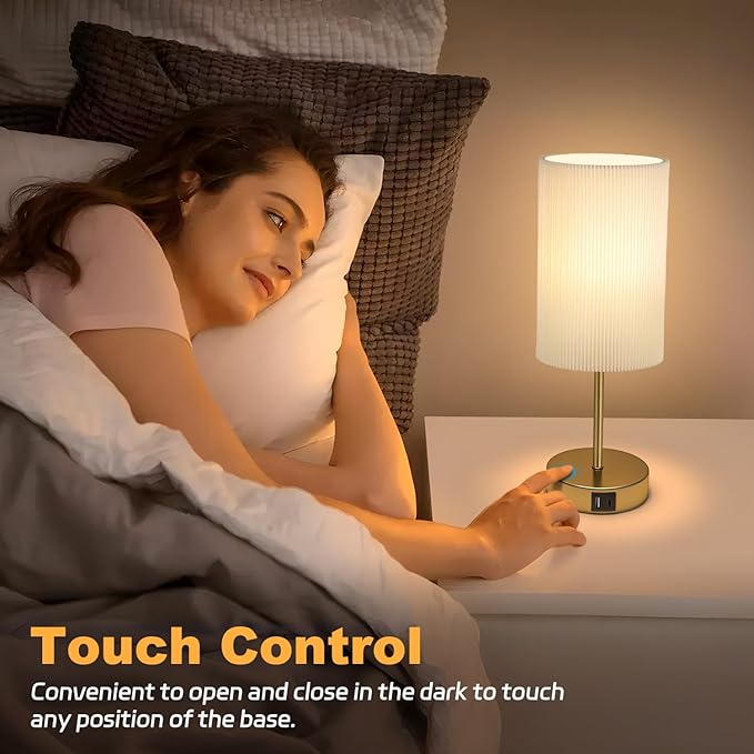 AKASUKI Table Lamp for Bedroom, 3 Way Dimmable Touch Lamp with Dual Charging Station, Small Bedside Lamps for Night Stands, Living Room, Office(LED Bulb Included) - LeafyLoom