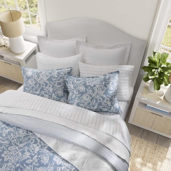 Nautica- Twin Comforter Set, Cotton Reversible Bedding Set, Dorm Room Essentials (Tortola Blue, Twin) - LeafyLoom