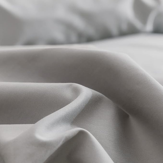 Silver Comforter Queen Light Gray Bedding Set 3 Pieces Comforter Set 1 Queen Comforter (90x90 inches) with 2 Pillowcases (20x26 inches) - LeafyLoom