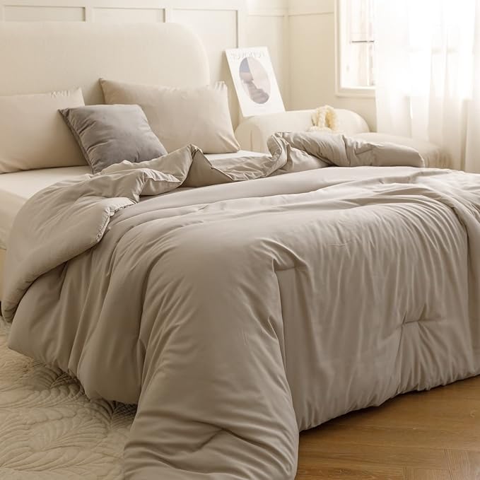 ROSGONIA King Size Comforter Set Oatmeal, 3pcs (1 Boho Comforter & 2 Pillowcases), All Season Bedding Soft Lightweight Bedspread Blanket Quilt - LeafyLoom