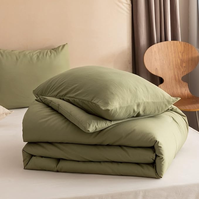 ROSGONIA Comforter Full Size for Girls Boys Teens Olive Green, 3pcs (1 Olive Comforter & 2 Pillowcases), Lightweight Dorm Bedding Blanket Quilts - LeafyLoom