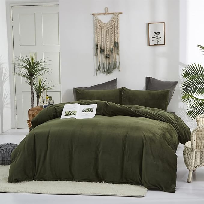 Wellboo Olive Green Velvet Comforter Sets Twin Size Fluffy Army Green Bedding Comforters Soft Women Men Solid Dark Green Flannel Quilt Modern Blackish Green Sherpa Bed Puffy Military Green Blankets - LeafyLoom