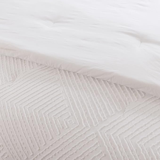 Queen Comforter Set, White Boho Bedding Comforter Sets Extra Fluffy, Tufted Design Bed Comforter 3 Pieces (1 Comforter, 2 Pillowcases) - LeafyLoom
