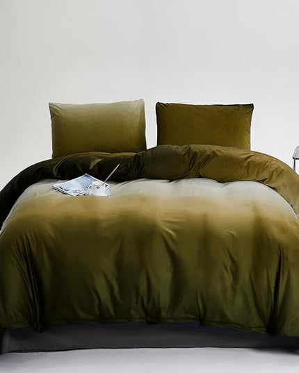 Green White Comforter Set Velvet Queen Gradient Olive Green Bedding Comforter Women Plain White and Army Green Gradient Soft Quilt Flannel Dark Green Comforter Warm Queen Bed Comforter - LeafyLoom