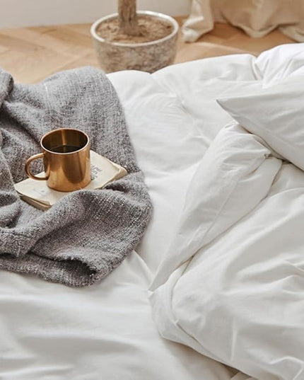 ETDIFFE White Full Size Comforter, 3 Piece Aesthetic Modern Bedding Set - Soft & Lightweight All Season Microfiber Down Alternative Bed Comforter with 2 Pillow Shams for Women Men - LeafyLoom