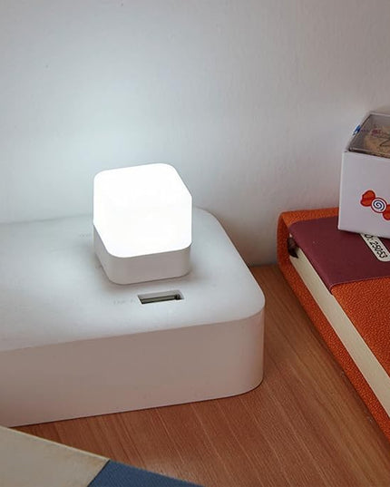 Mini USB Night Lights，Plug in LED Bulb，Flexible LED Ambient Light ，Emergency Lighting，Compact，Ideal for Bedroom，Bathroom，Nursery，Hallway，Outdoor Camping，Reading(8PCS,White) - LeafyLoom