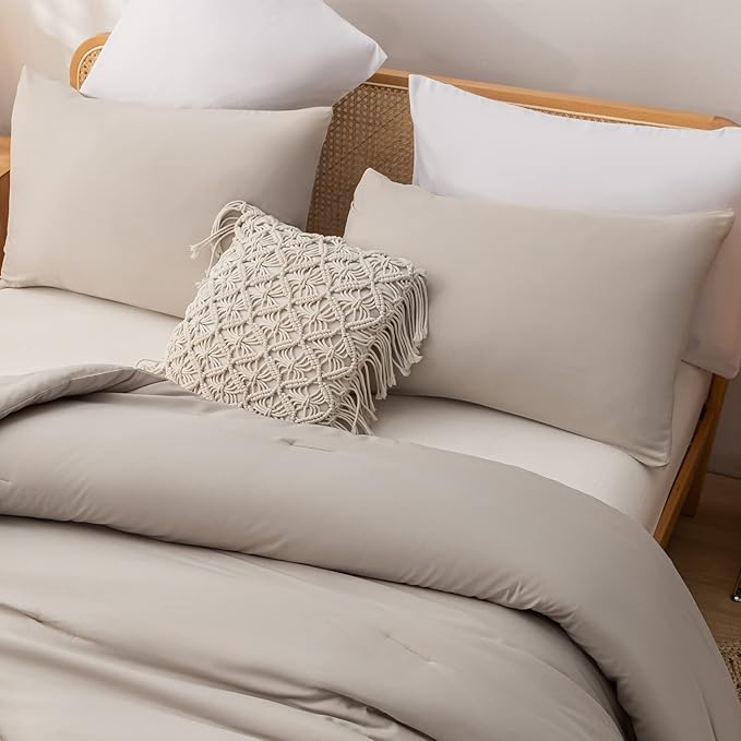 Queen Comforter Solid Color 3PCS Boho Bed Comforter Set Queen Size Tannish Grey Soft Lightweight Down Alternative Microfiber Comforter for All Season (1 Comforter, 2 Pillowcases) - LeafyLoom
