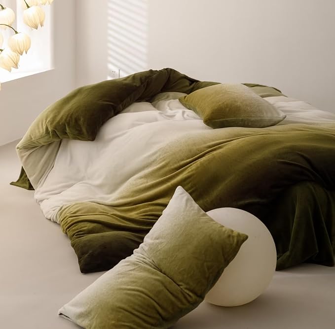 Green White Comforter Set Velvet King Gradient Olive Green Bedding Comforter Women Plain White and Army Green Gradient Soft Quilt Flannel Dark Green Comforter Warm King Bed Comforter - LeafyLoom
