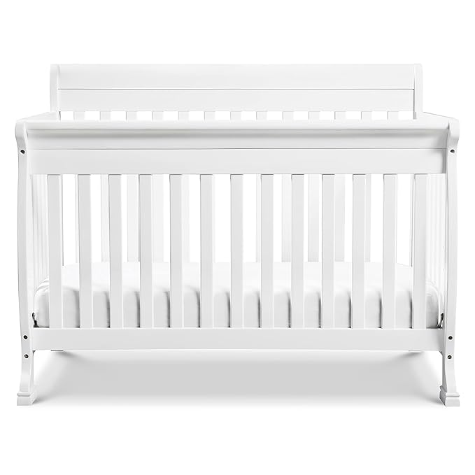 DaVinci Kalani 4-in-1 Convertible Crib in White, Greenguard Gold Certified - LeafyLoom