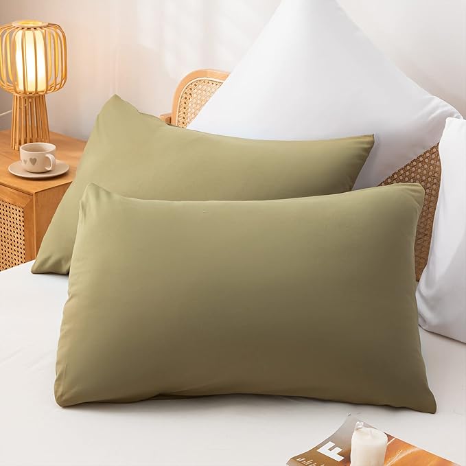 Olive Green Queen Comforter Set 3PCS Farmhouse Bed Comforter Set Queen Size Soft Lightweight Down Alternative Microfiber Comforter for All Season (1 Comforter, 2 Pillowcases) - LeafyLoom