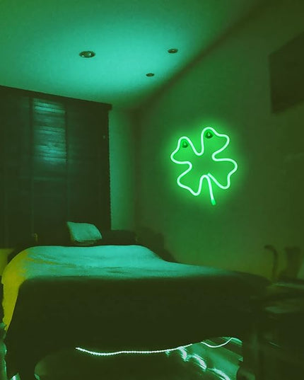 Neon Signs Shamrocks Shaped St. Patrick's Day decorations, Green LED Clover Neon Lights for Wall Decor Battery/USB Operated Night Lights Bar Lamp for Home, Christmas, Halloween, Bedroom Decor - LeafyLoom
