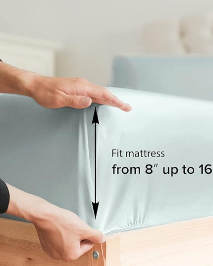 Twin Size 3 Piece Sheet Set - Comfy Breathable & Cooling Sheets - Hotel Luxury Bed Sheets for Women & Men - Deep Pockets, Easy-Fit, Extra Soft & Wrinkle Free Sheets - Ice Blue Oeko-Tex Bed Sheet Set - LeafyLoom