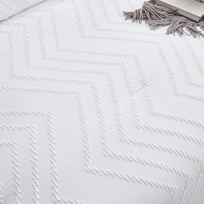 Wellboo White Tufted Jacquard Boho Comforter Set Full Size White Bedding Set Shabby Chic All Season Bed Quilt Women Men White Farmhouse Embroidery Blanket Soft Adult Broken Line Wave Geometry Bed - LeafyLoom