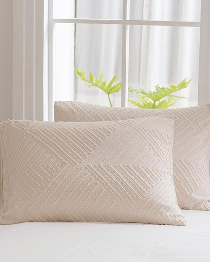 Full Comforter Set, Tufted Cream Comforter Set Full, Boho Bedding Comforter Sets Extra Fluffy, Ideal for All Seasons 3 Pieces (1 Comforter, 2 Pillowcases) - LeafyLoom