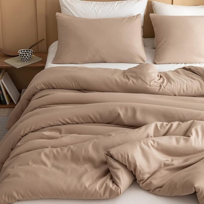 ROSGONIA Queen Comforter Set Taupe Brown, 3pcs(1 Boho Tan Comforter & 2 Pillowcases) All Season Soft Bedding Lightweight Bedspread Blanket Quilt - LeafyLoom