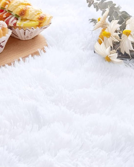 Noahas Ultra Soft Fluffy Bedroom Rugs Kids Room Carpet Modern Shaggy Area Rugs Home Decor 2.6' X 5.3', White - LeafyLoom