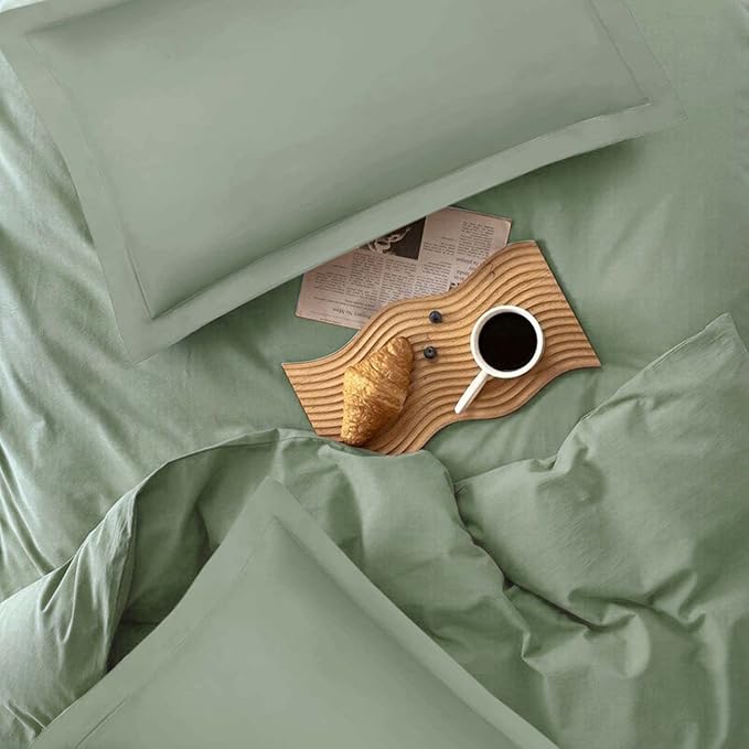 ETDIFFE - Sage Green Queen Comforter Set, 1 Comforter and 2 Pillow Shams, Soft and Cozy Microfiber with Down Alternative Fill, Lightweight and Warm All Season Bedding - LeafyLoom