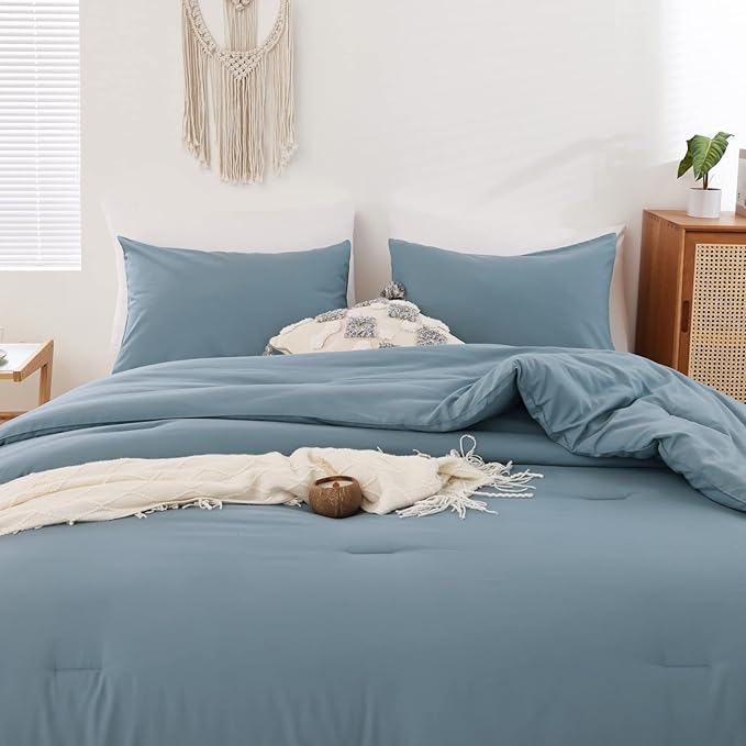 ROSGONIA California King Comforter Set Dusty Blue, 3pcs (1 Boho Cal King Comforter & 2 Pillowcases), All Season Bedding Bedspread Blanket Quilt - LeafyLoom