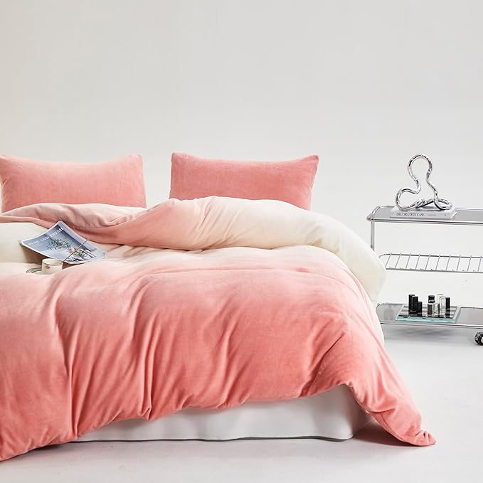 Pink White Gradient Comforter Set Twin Pink Velvet Bedding Comforter Modern Plain White and Pink Gradient Soft Quilt Farmhouse Flannel Comforter Girls Women Warm Twin Bed Comforter - LeafyLoom