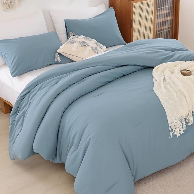 ROSGONIA Comforter Full Size for Boys Teen Girls Dusty Blue, 3pcs (1 Boho Comforter & 2 Pillowcases), Lightweight Dorm Bedding Soft All Season Bed Set - LeafyLoom