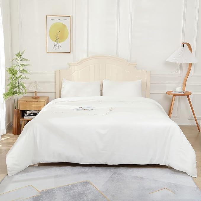 White Comforter King Size, Aesthetic Modern Bedding Set for Women/Men, Cute Soft & Lightweight Chic Microfiber Bed Sets, 3 pcs-1 Comforter & 2 Pillowcases (104x90 Inches) - LeafyLoom