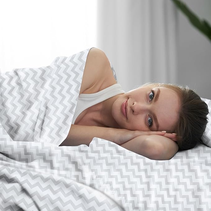 Mellanni Extra Deep King Sheets - 4 PC Iconic Collection Bedding Sheets & Pillowcases - Hotel Luxury, Ultra Soft, Cooling Bed Sheets - Extra Deep Pocket up to 21 inch (King, Chevron Gray) - LeafyLoom