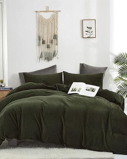 Dark Green Velvet Comforter Queen Army Green Flannel Velvet Bedding Comforter Set Deep Green 3 PCs Shaggy Soft Warm Durable Flannel Blanket Queen Women Green Velvet Bedding Set - LeafyLoom