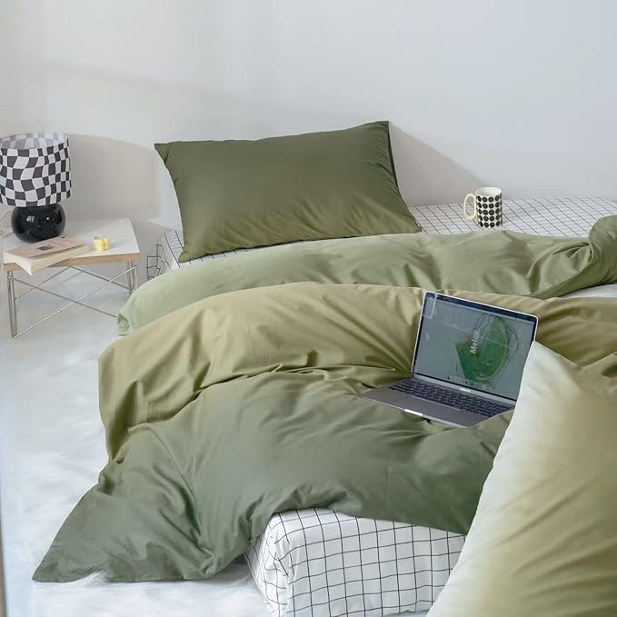 Gradient Green Comforter Set Ombre White Green Bedding Set Queen Women Aesthetic Comforter 3 PCs Green Color Bed Comforter Set Queen Gradient White and Green Comforter Set Queen - LeafyLoom