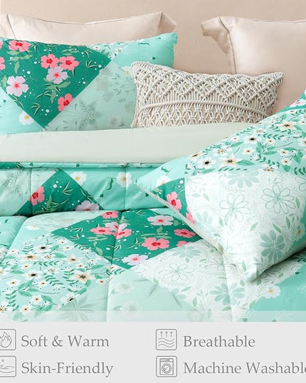Whale Flotilla King Comforter Set, Soft Reversible Light Green Bedding Comforter Set with Boho Pattern, 1 Micoriber Patchwork Comforter and 2 Pillow Shams, 3 Pieces - LeafyLoom