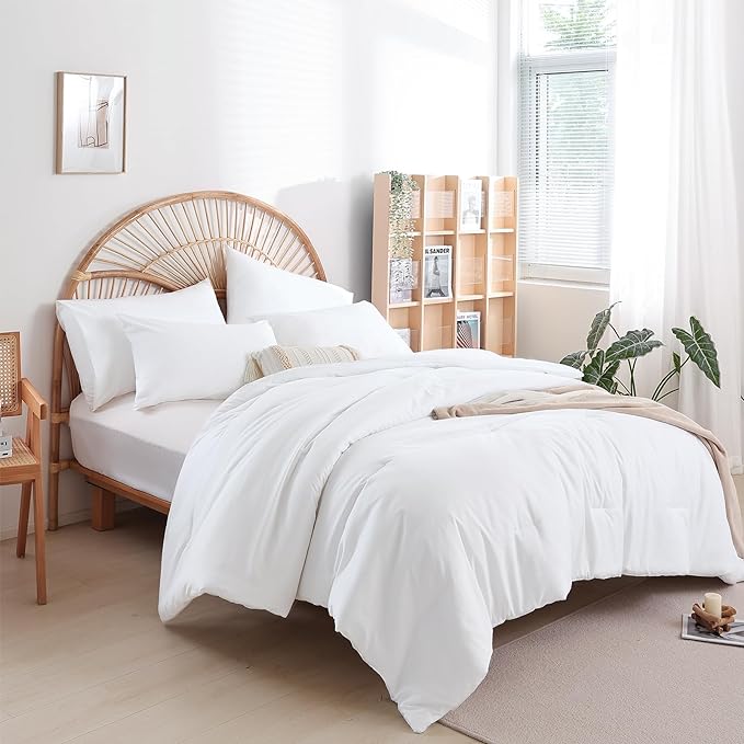 King Size Comforter Set Soft Microfiber 3 Piece Comforters Set for Men, Women and Girls White Lightweight Alternative Comforter for All Season (1 Comforter, 2 Pillowcases) - LeafyLoom