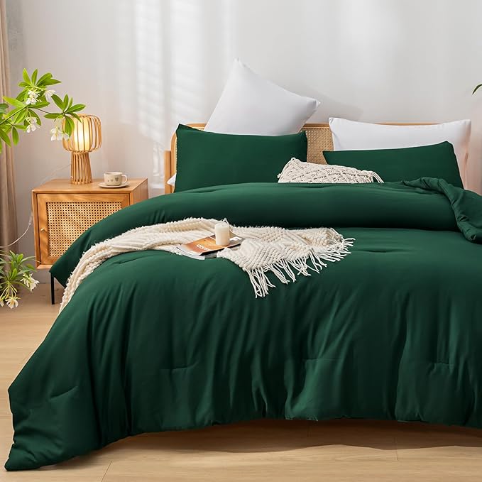 Queen Comforter Set Boho Emerald Green Comforter with 2Pillowcases Soft Microfiber Dark Green 3 Piece Bedding Comforter Set for All Season - LeafyLoom