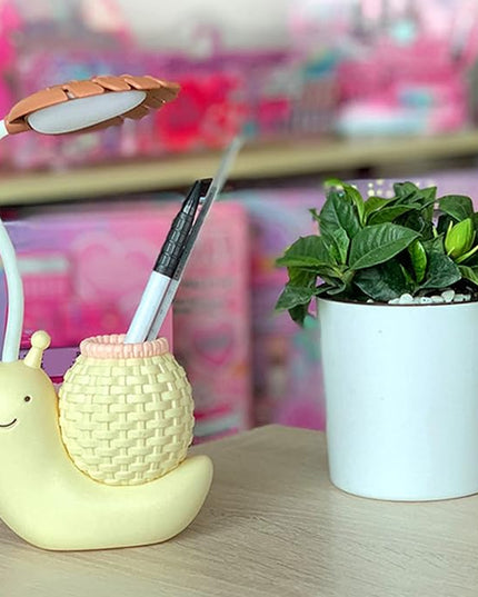 LED Desk Lamp USB Charging, Cartoon Animal LED Small Desk Lamp, Multifunction Table Lamp, LED Desk Lamp with Pen Holder for s (yellow) - LeafyLoom