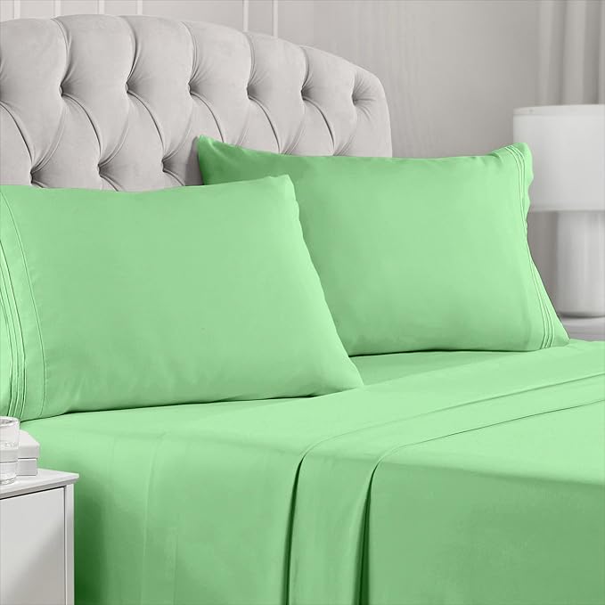 Mellanni Queen Sheets Set - 4 PC Iconic Collection Bedding Sheets & Pillowcases - Hotel Luxury, Extra Soft, Cooling Bed Sheets - Deep Pocket up to 16 inch (Queen, Pistachio) - LeafyLoom