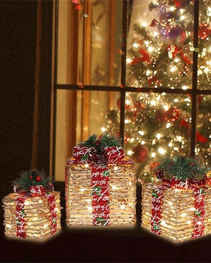 [Large 10"x8.5"x7" Christmas Set of 3 Lighted Rattan Gift Boxes Decorations Pre-lit 70 Super-Bright LED with Flashers,for Indoor Outdoor Pathway Holiday Party Home(Warm White) GLOWNOVA