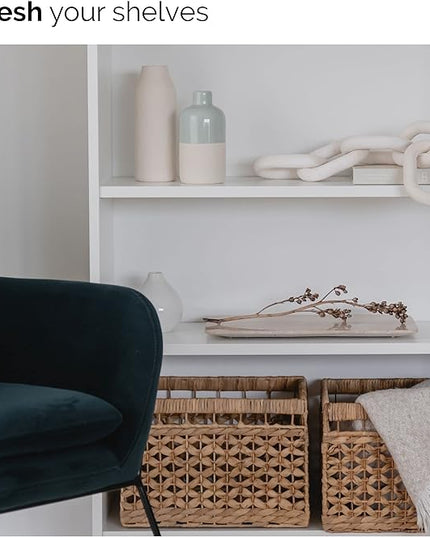 Wood Chain Link Decor - Rustic White Washed Decorative Chain, Coffee Table Decor, Book Shelf Decor Accents, Made from Pine Wood, Bookshelf Decor,Boho, Country or Modern Home Décor for Shelves - LeafyLoom