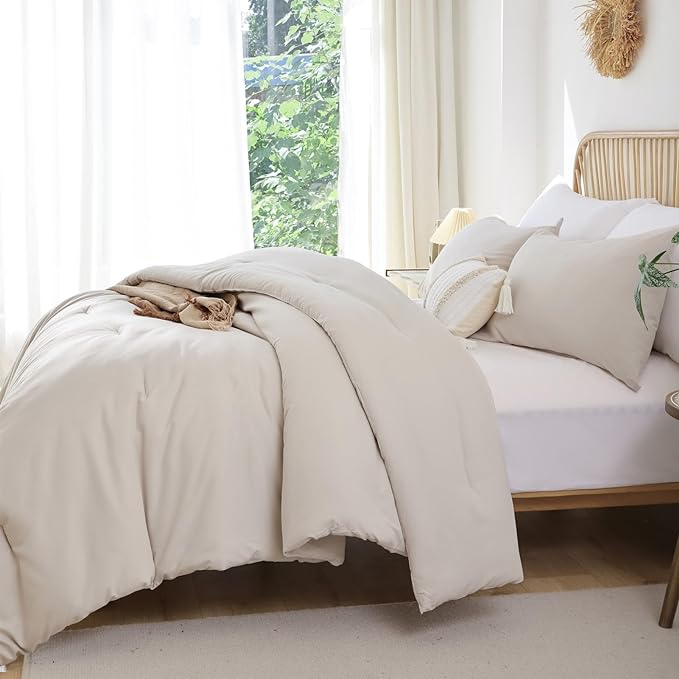ROSGONIA Beige Twin Comforter Set for College Girls Boys, 1 Boho Comforter & 1 Pillowcase, All Season Kids Comforter Sets Lightweight Dorm Bedding - LeafyLoom