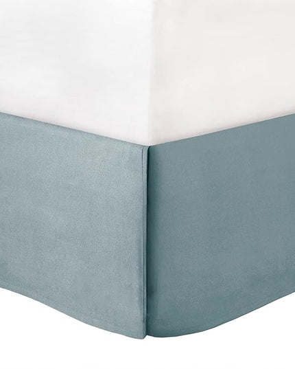 Madison Park Odette Cozy Comforter Set Jacquard Damask Medallion Design - Modern All Season, Down Alternative Bedding, Shams, Decorative Pillows, Queen(90 in x 90 in), Aqua - LeafyLoom