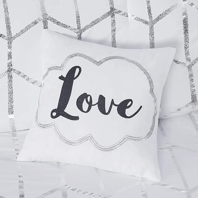Intelligent Design Raina Full / Queen Comforter Set, Soft Microfiber Comforter Set Queen, Modern Geometric Metallic Bed Set, 5 Pieces College Bedding Comforter Set with 2 Shams, 2 Toss Pillows White - LeafyLoom