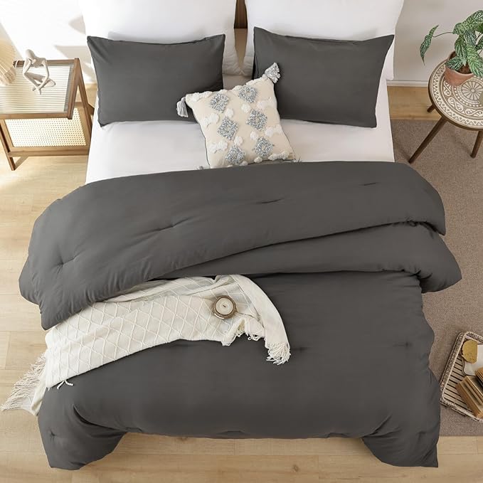 ROSGONIA Queen Comforter Set Charcoal Grey, 3pcs (1 Boho Dark Gray Comforter & 2 Pillowcases) All Season Soft Bedding Lightweight Bedspread Blanket Quilt - LeafyLoom