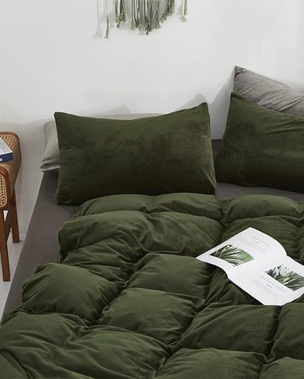 Dark Green Velvet Comforter Set King Army Green Flannel Velvet Bedding Comforter Set All Deep Green 3 PCs Shaggy Soft Warm and Durable Flannel Blanket King Women Green Velvet Bedding Set - LeafyLoom