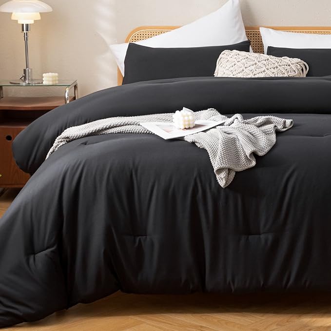 ROSGONIA Comforter Full Size Black for Girls Boys Teens, 3pcs (1 Boho Comforter & 2 Pillowcases), Lightweight Dorm Bedding Soft All Season Bed Set - LeafyLoom