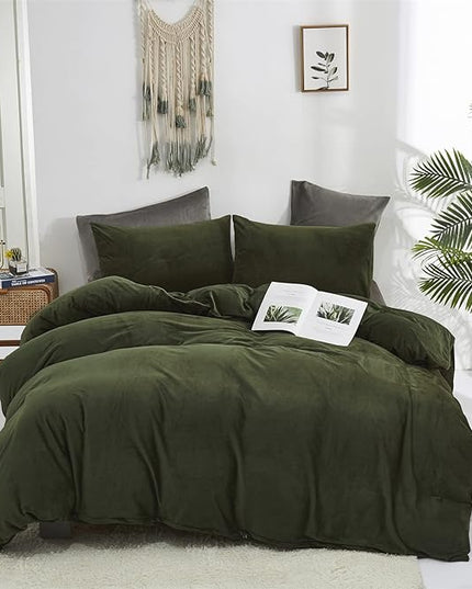 Dark Green Velvet Comforter Set King Army Green Flannel Velvet Bedding Comforter Set All Deep Green 3 PCs Shaggy Soft Warm and Durable Flannel Blanket King Women Green Velvet Bedding Set - LeafyLoom