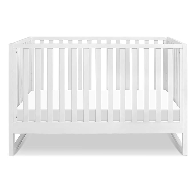 Davinci Hunter 3-in-1 Convertible Crib, White, Easy Assemble, Greenguard Gold Certified - LeafyLoom