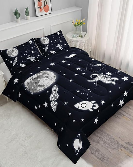 Datura home Kids Comforter Set Astronaut Space Rocket Printed Pattern Quilt Bedding Set with 1 Comforter and 2 Pillowcases for Girls Bedroom All Season(Space Rocket Full), Full 80x90inches - LeafyLoom