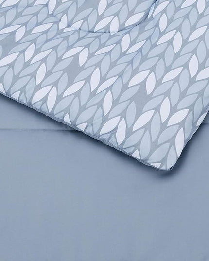 Amazon Basics Lightweight Microfiber Bed-in-a-Bag Comforter 5-Piece Bedding Set, Twin/Twin XL, Gray Leaf, Printed - LeafyLoom
