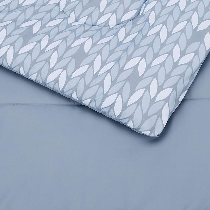 Amazon Basics Lightweight Microfiber Bed-in-a-Bag Comforter 5-Piece Bedding Set, Twin/Twin XL, Gray Leaf, Printed - LeafyLoom