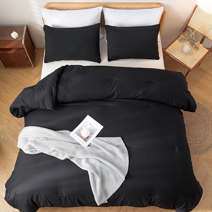 ROSGONIA Black Comforter Set Queen, 3pcs(1 Boho Black Comforter & 2 Pillowcases) All Season Bedding Lightweight Bedspread Blanket Quilt Bed Set - LeafyLoom