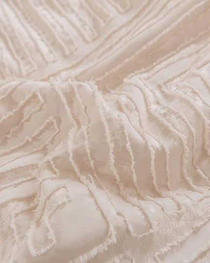 Full Comforter Set, Tufted Cream Comforter Set Full, Boho Bedding Comforter Sets Extra Fluffy, Ideal for All Seasons 3 Pieces (1 Comforter, 2 Pillowcases) - LeafyLoom